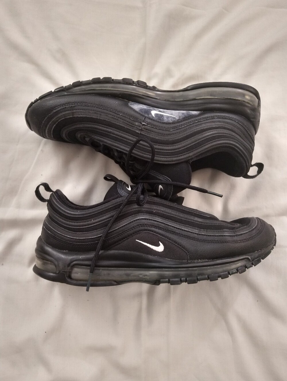 ****FLASH SALE**** Nike Men’s Air Max 97 Sneakers Black w/ White Swoosh SZ 11.5